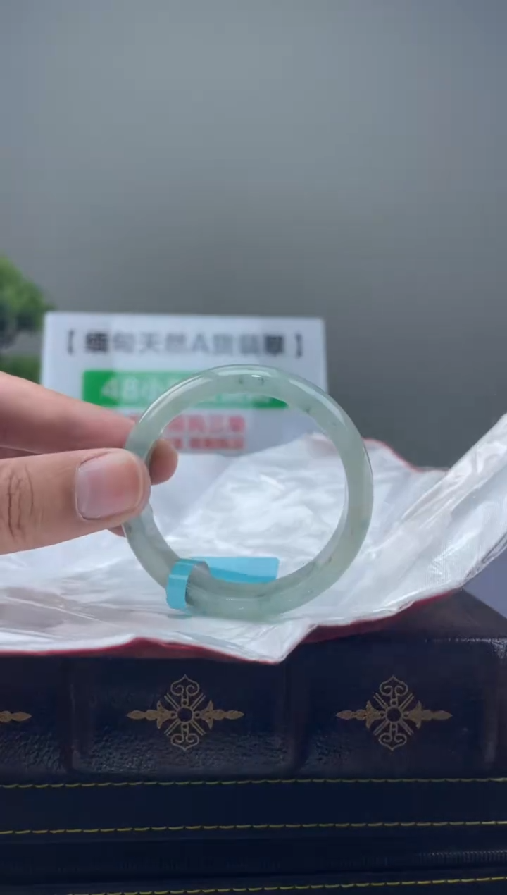 【闪购商品】翡翠手镯未镶嵌手镯19