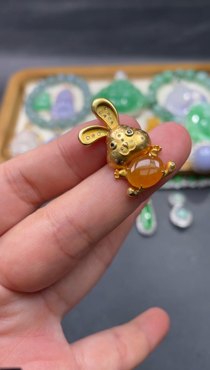 【闪购商品】翡翠颈饰18K金镶嵌52.........