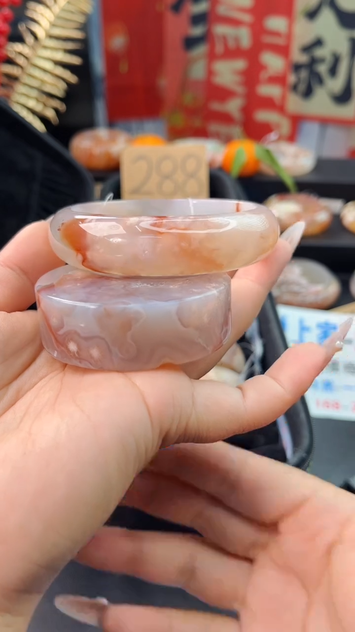 【闪购商品】石英质玉手镯未镶嵌赠送镯心（61圈口）