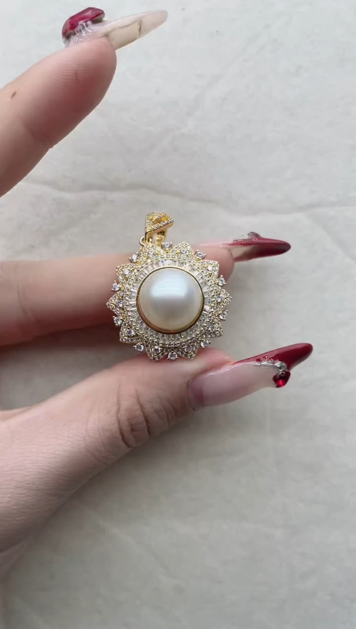 【闪购商品】海水珍珠吊坠银S925镶嵌Y69