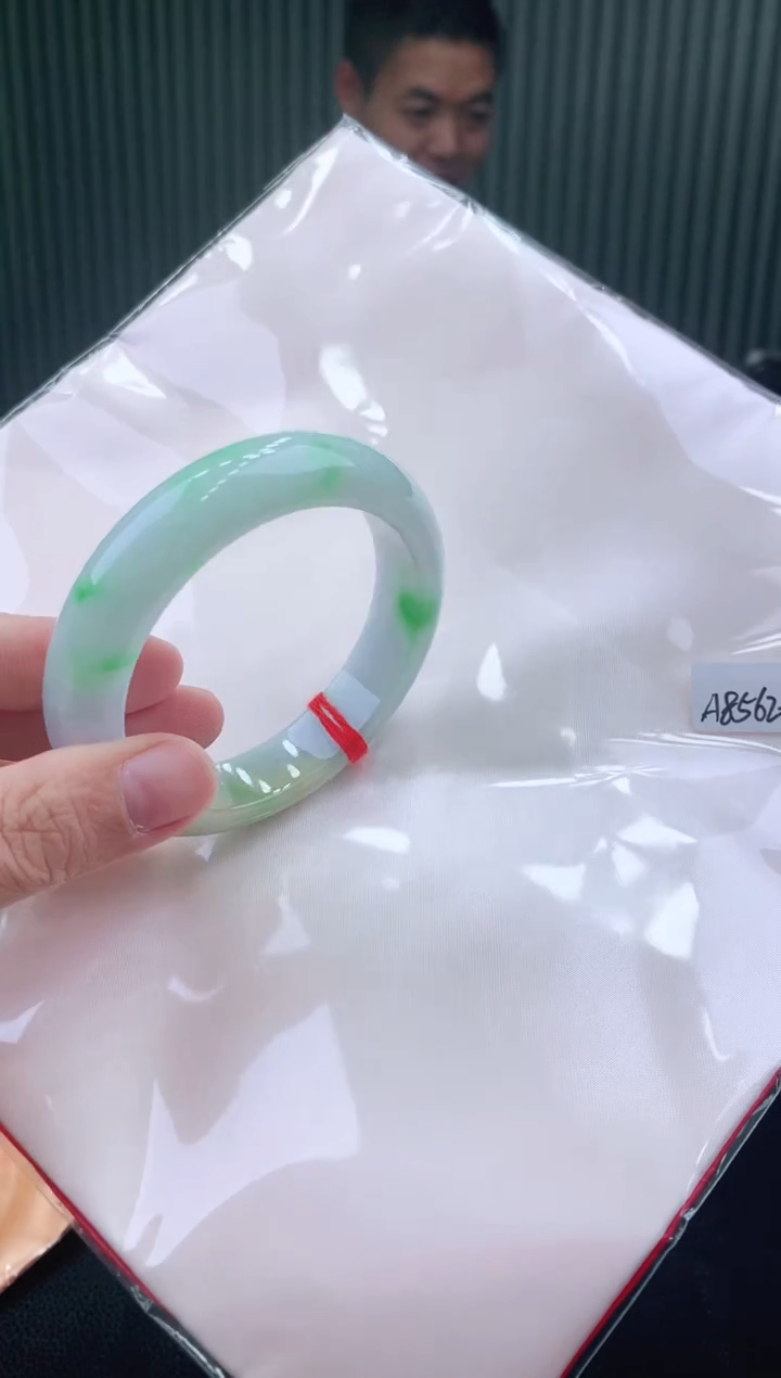 未镶嵌手镯翡翠111