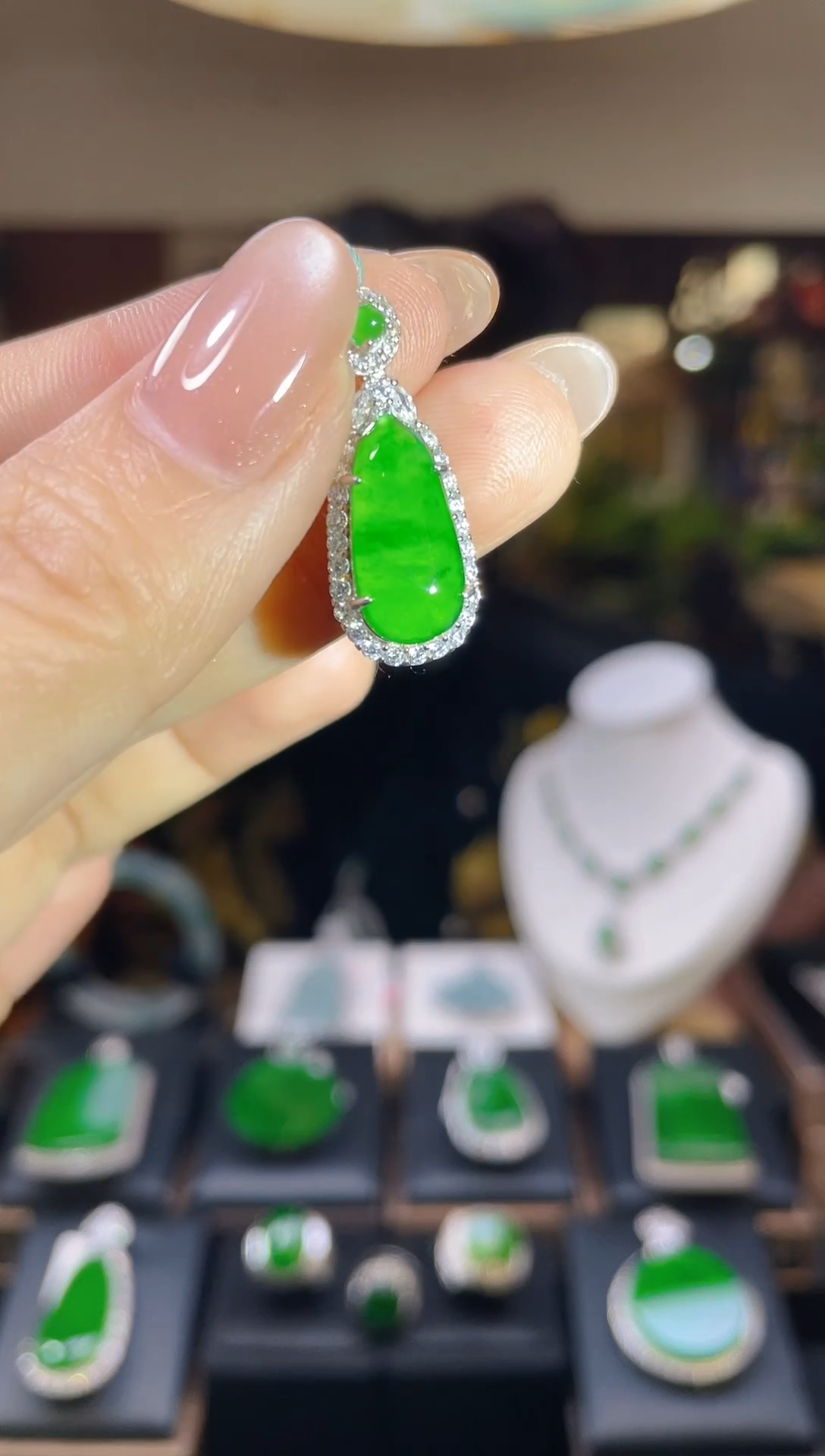 【闪购商品】翡翠吊坠(不含链)未镶嵌翡翠吊坠