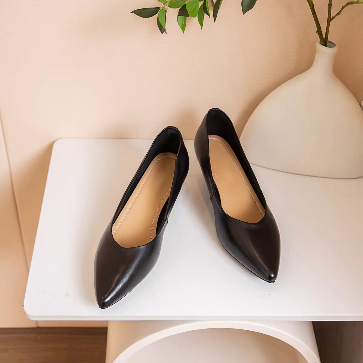 羊皮！秋季新款尖头细跟经典黑色工作鞋日常通勤单鞋