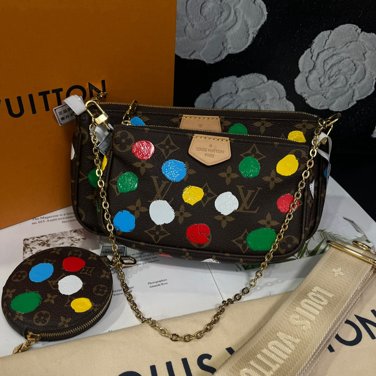 99新 LouisVuitton/路易威登 芯片款草间弥生五合一斜挎包B1667