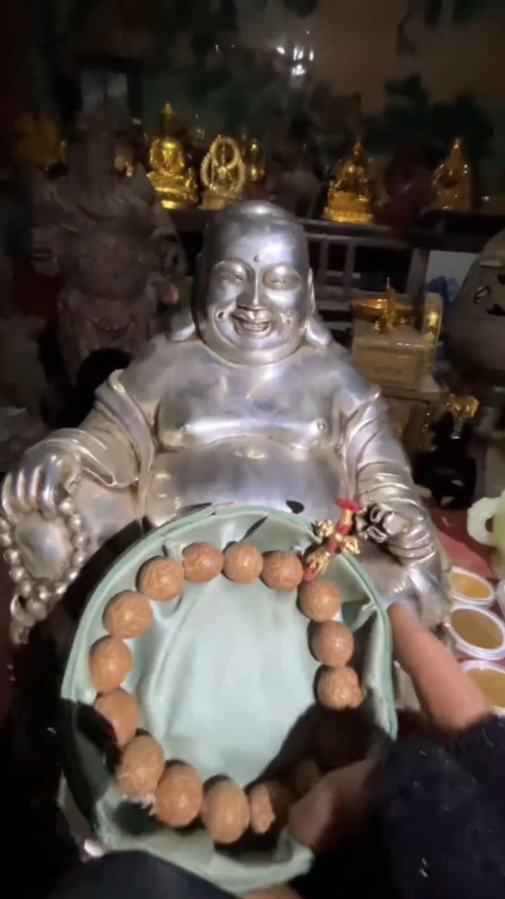 【闪购商品】滴血莲花菩提手串111