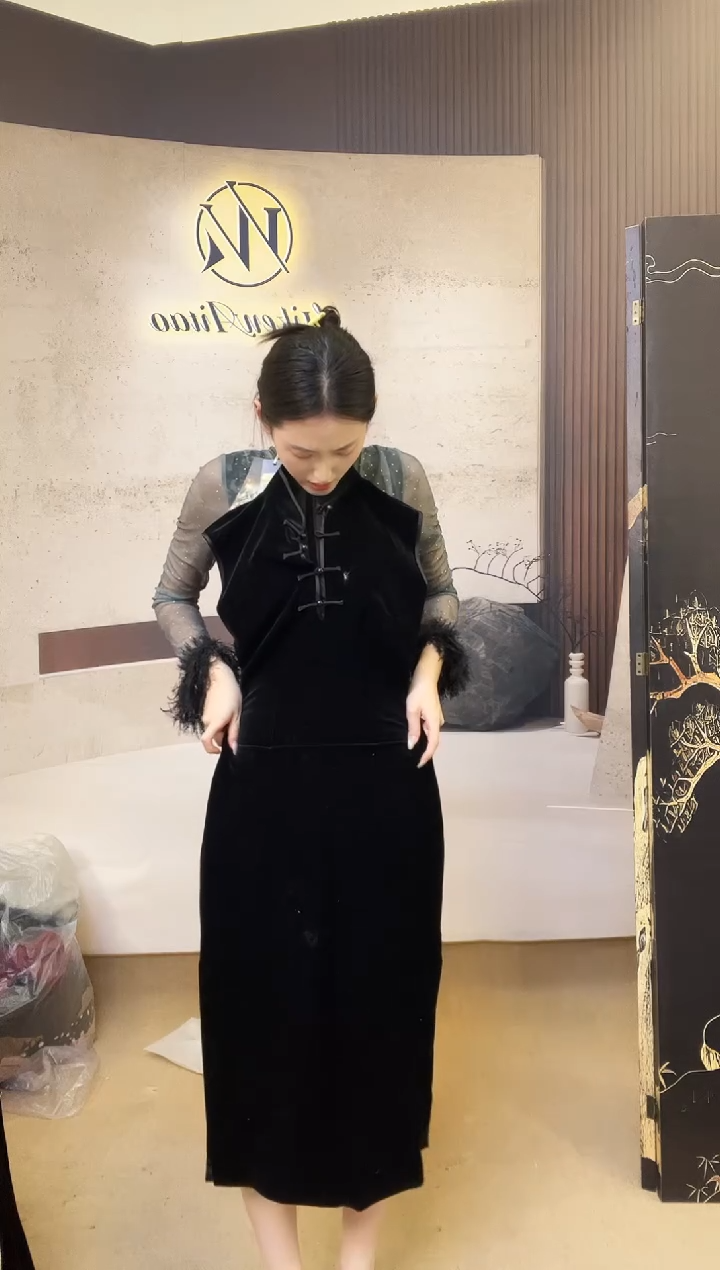 丝绒黑色无袖旗袍-S码