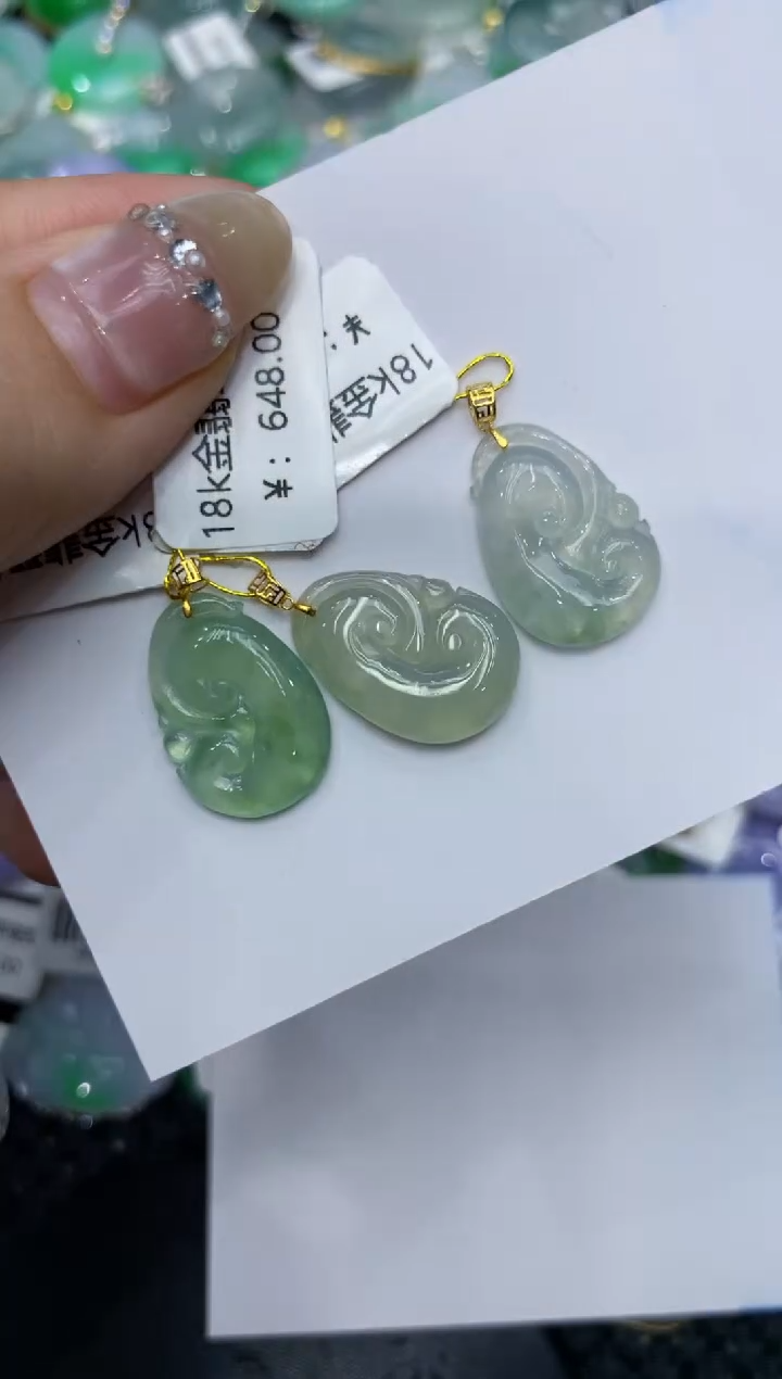 【闪购商品】翡翠颈饰18K金镶嵌222222222多样性发其一