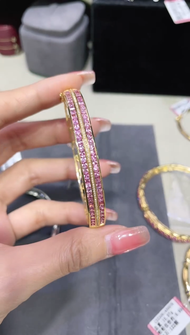 【闪购商品】彩色蓝宝石手镯18K金镶嵌·