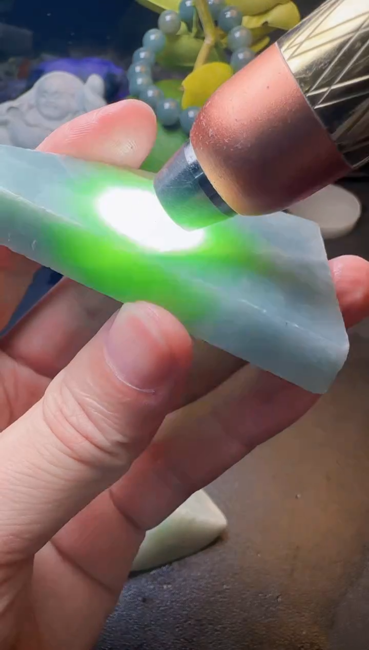翡翠挂件未镶嵌天然缅甸A货翡翠377