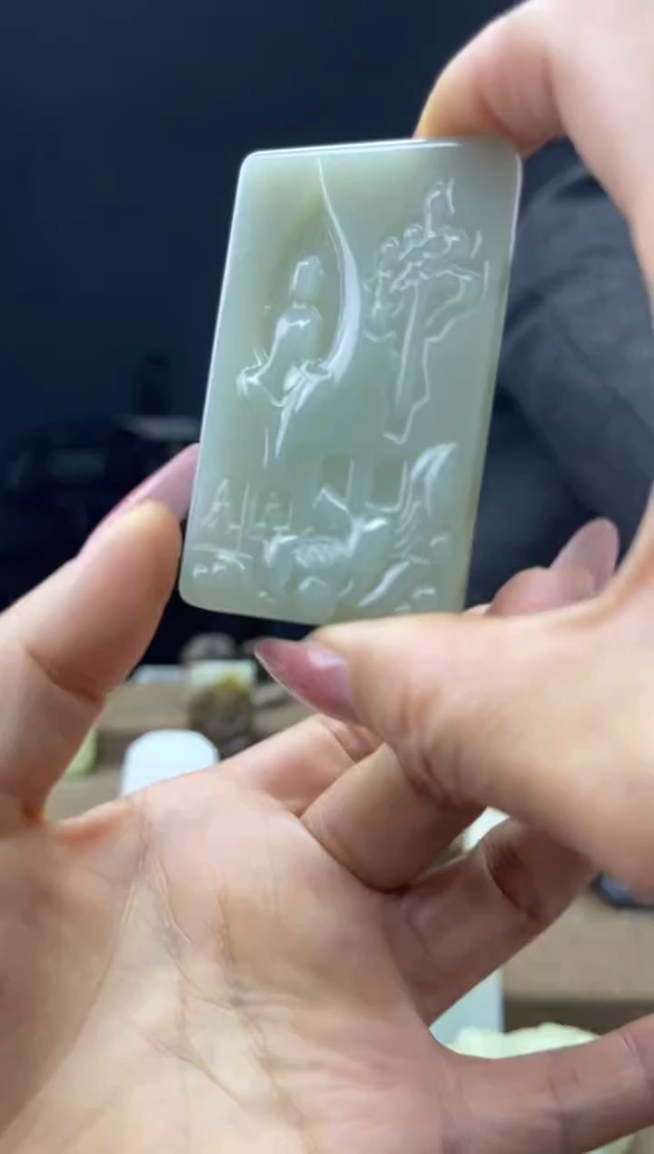 颈饰未镶嵌和田玉1