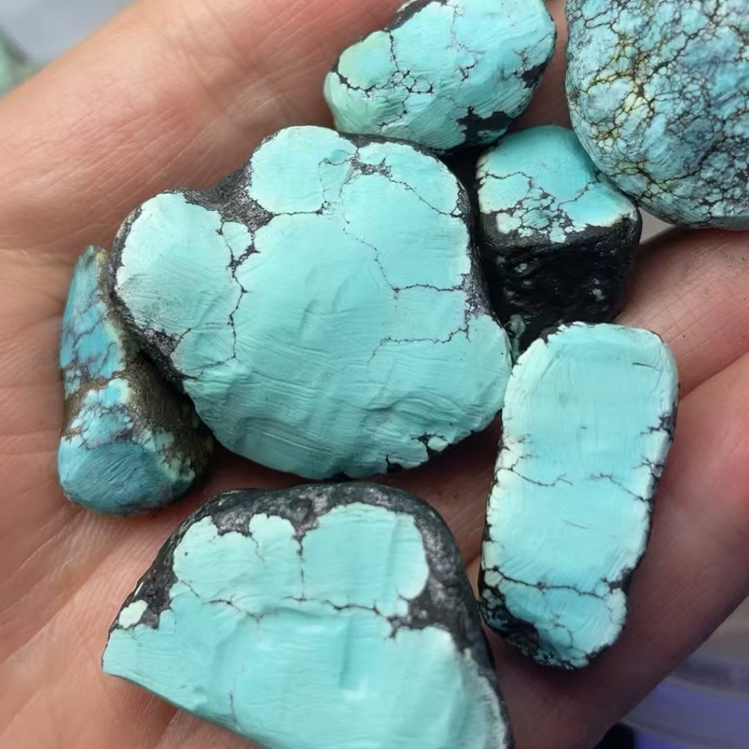 湖北原矿绿松石配饰