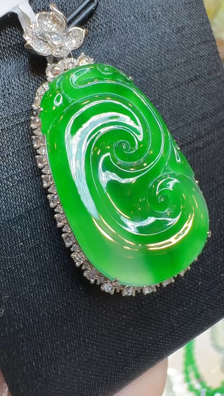 【闪购商品】翡翠吊坠(不含链)18K金镶嵌多样性团购发一件