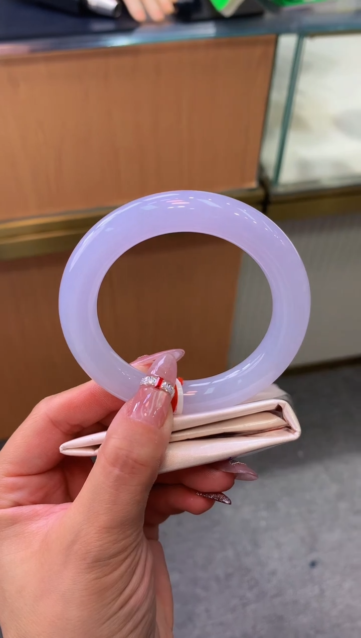 未镶嵌手镯翡翠-F135-圆条55.9-全款15万-定金2万