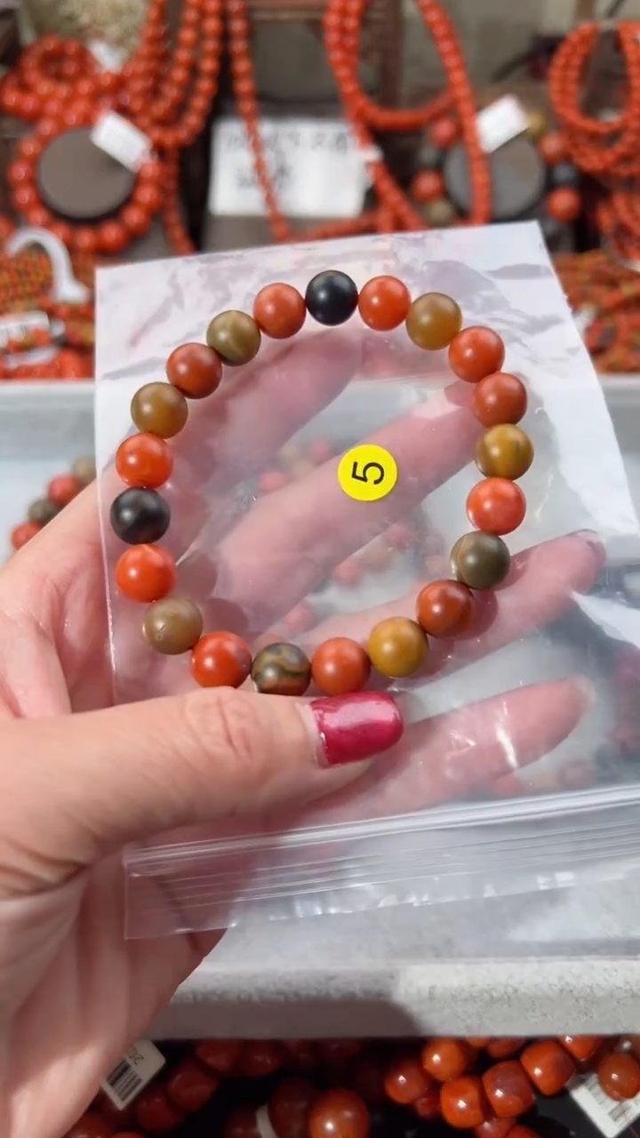 【闪购商品】南红玛瑙手串未镶嵌9+