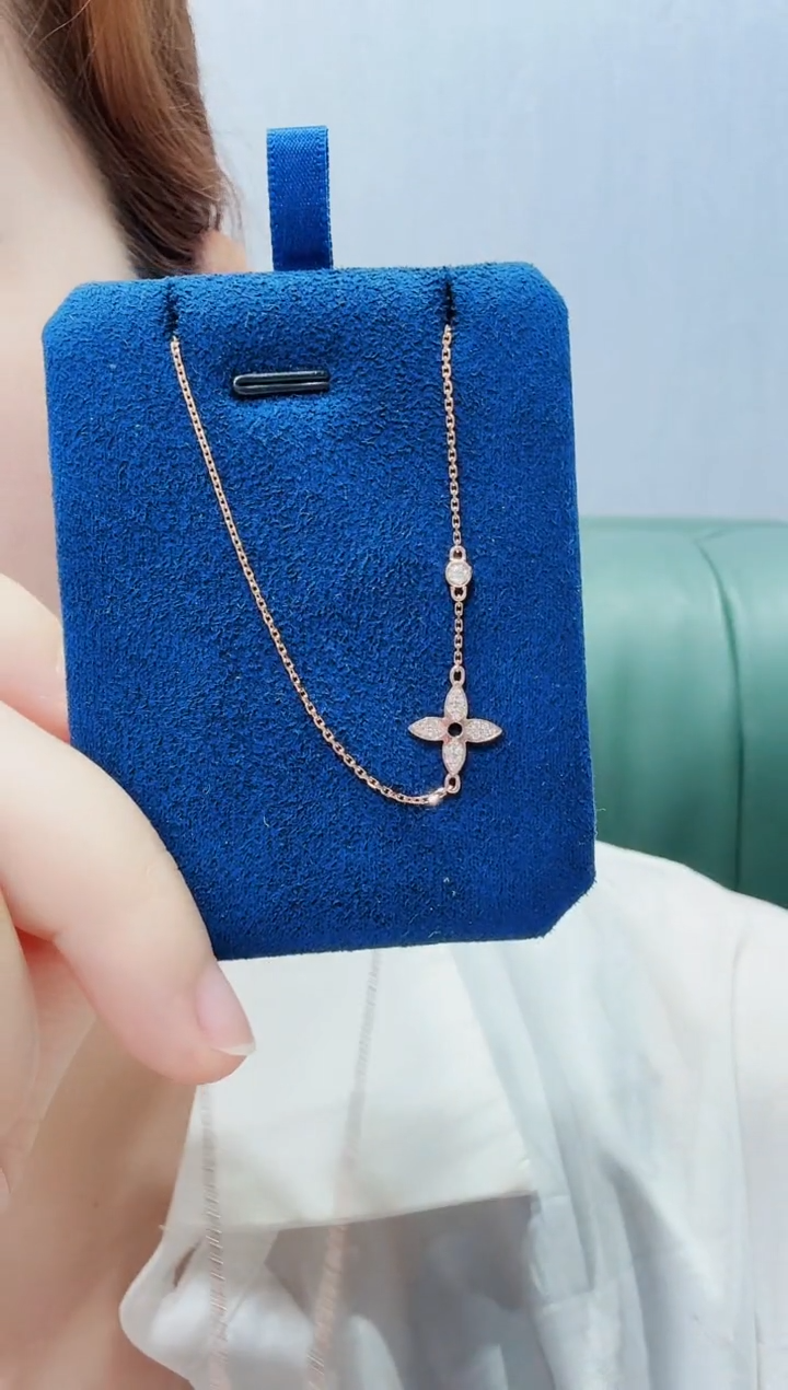 颈饰钻石18K金镶嵌钻石项链