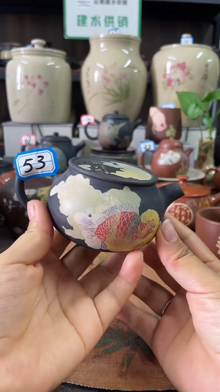?**生建水紫陶多道刻填手磨壶