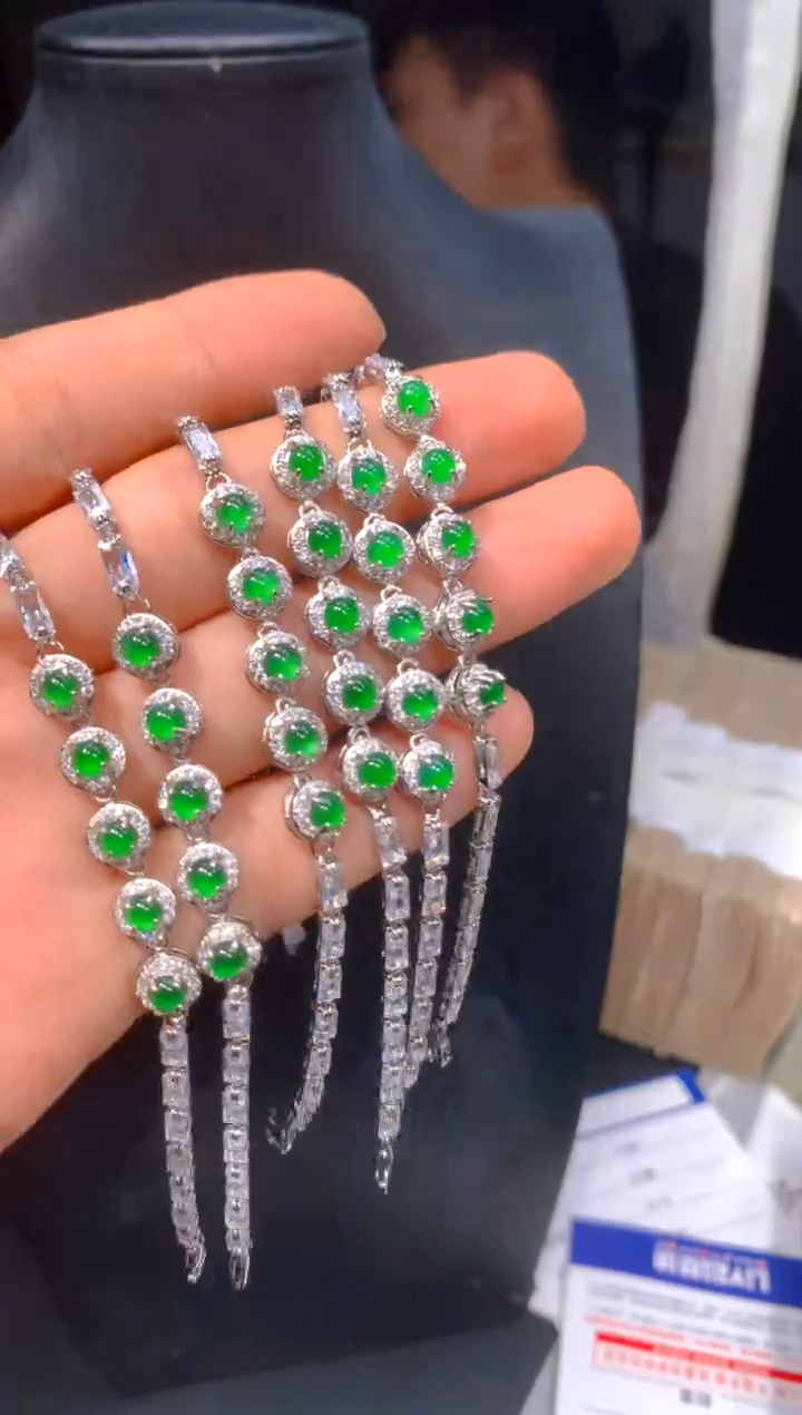 定制翡翠未镶嵌17多样性发货（发其一）