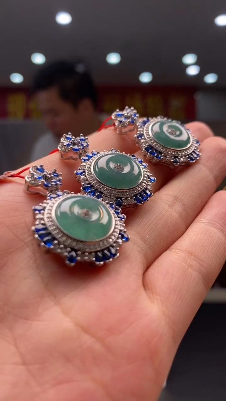 翡翠未镶嵌颈饰多样性发货【只发一件】*q9