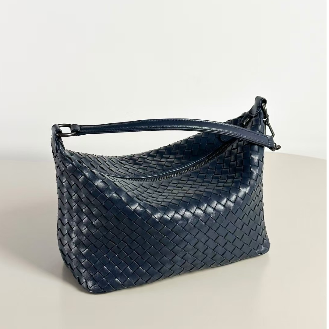 2025时尚轻奢百搭潮流单肩手拎斜挎包3032