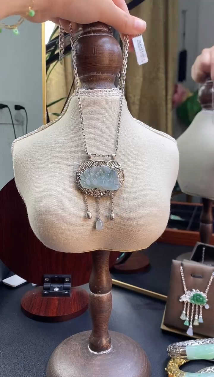 颈饰银S925镶嵌翡翠13507