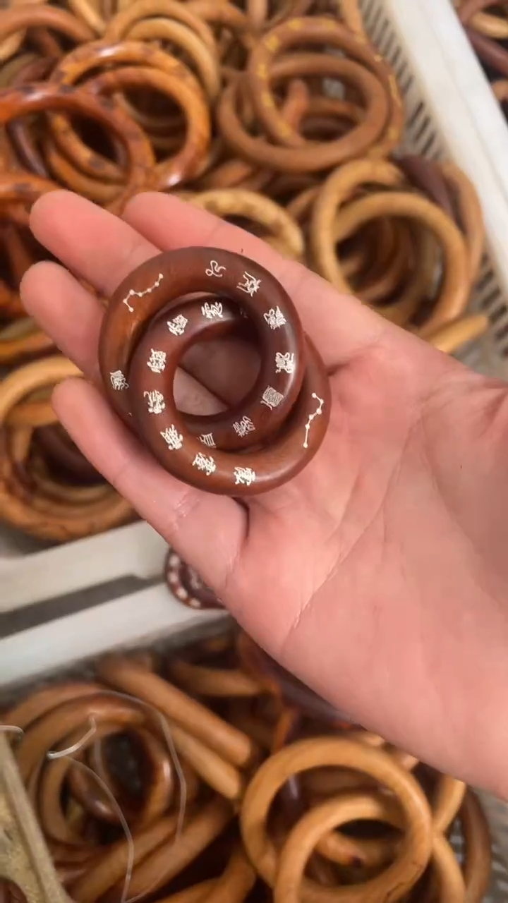 【闪购商品】木枣木老料子镶银十字讳字小乾坤圈