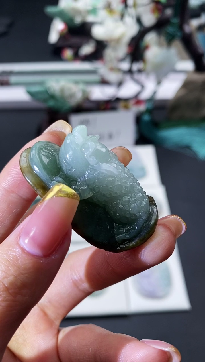 【闪购商品】翡翠颈饰未镶嵌天然缅甸翡翠A货