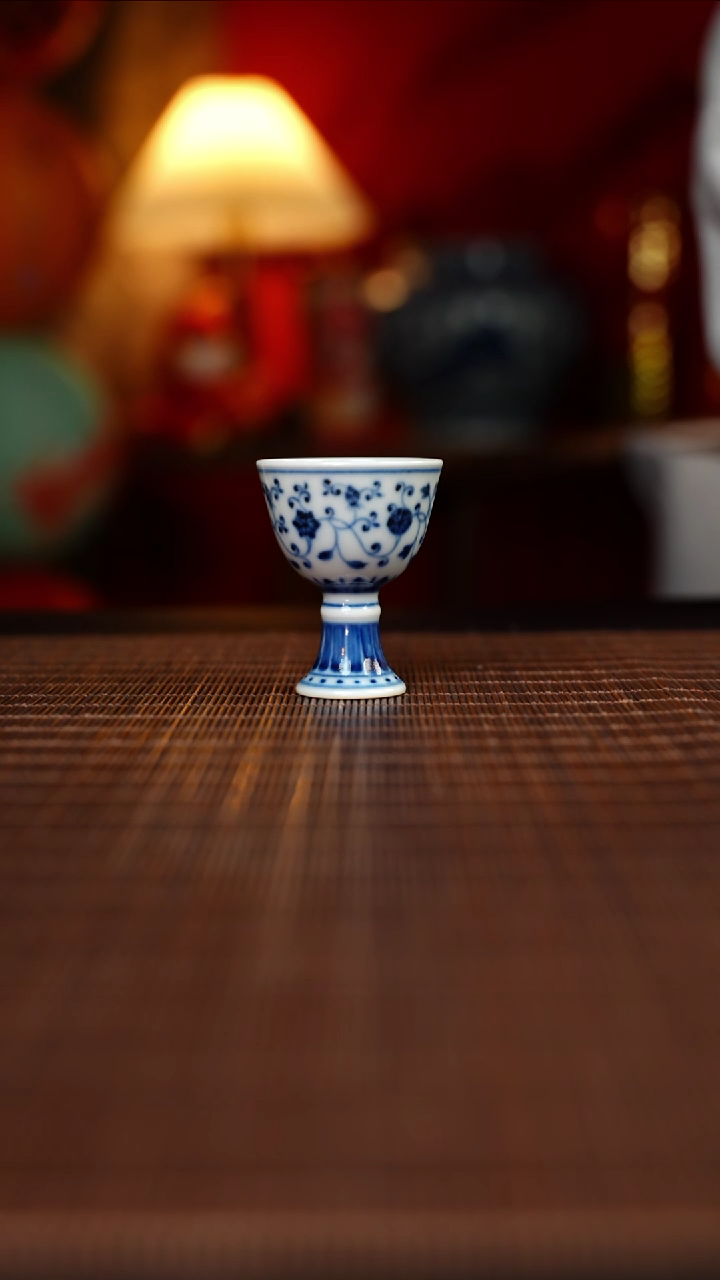 【闪购商品】杯待月观山30CC缠枝莲小高足杯