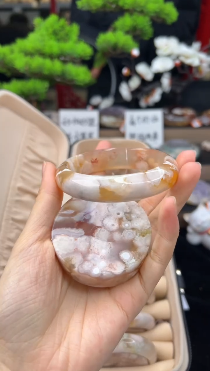 【闪购商品】石英质玉未镶嵌手镯60圈口（赠送镯心）13331