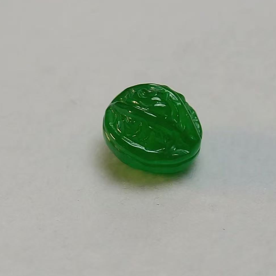 【华夏文物甄选商店02235】翡翠核桃一对