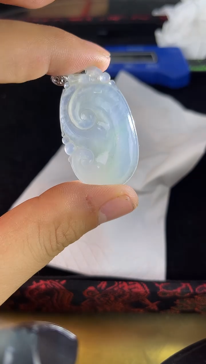颈饰未镶嵌翡翠天然A货翡翠
