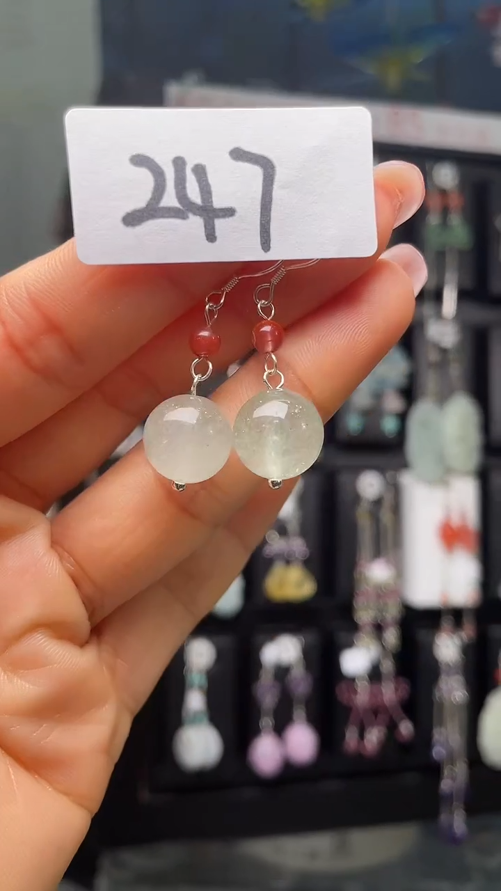 未镶嵌耳饰水晶喜欢拍