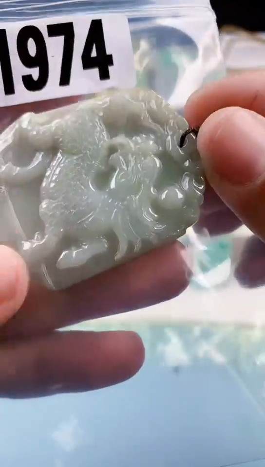 【闪购商品】翡翠挂件未镶嵌天然翡翠吊坠挂件