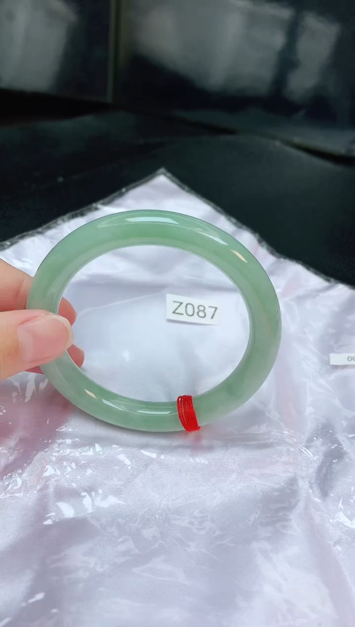 【闪购商品】翡翠手镯未镶嵌缅甸天然A货翡翠手镯
