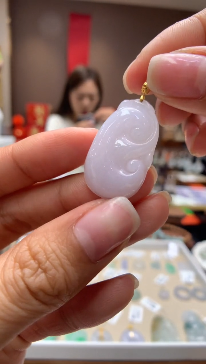 【闪购商品】翡翠颈饰18K金镶嵌如意