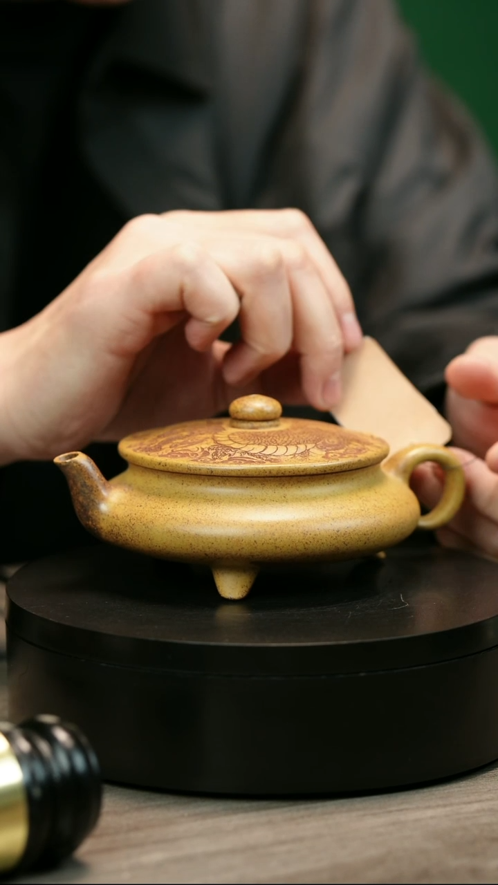 茶壶紫砂大****?H2134李小琴柴烧大明扁炉