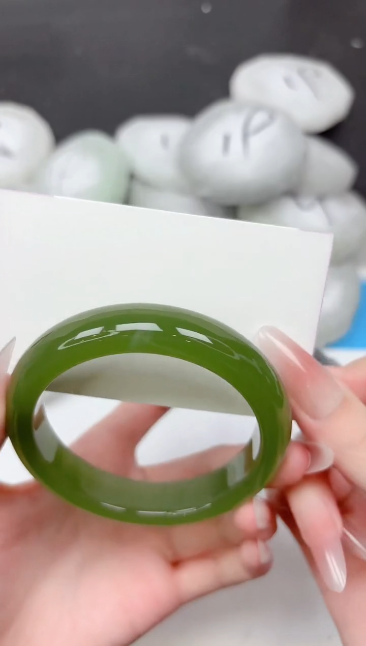 未镶嵌手镯石英质玉359-60.2