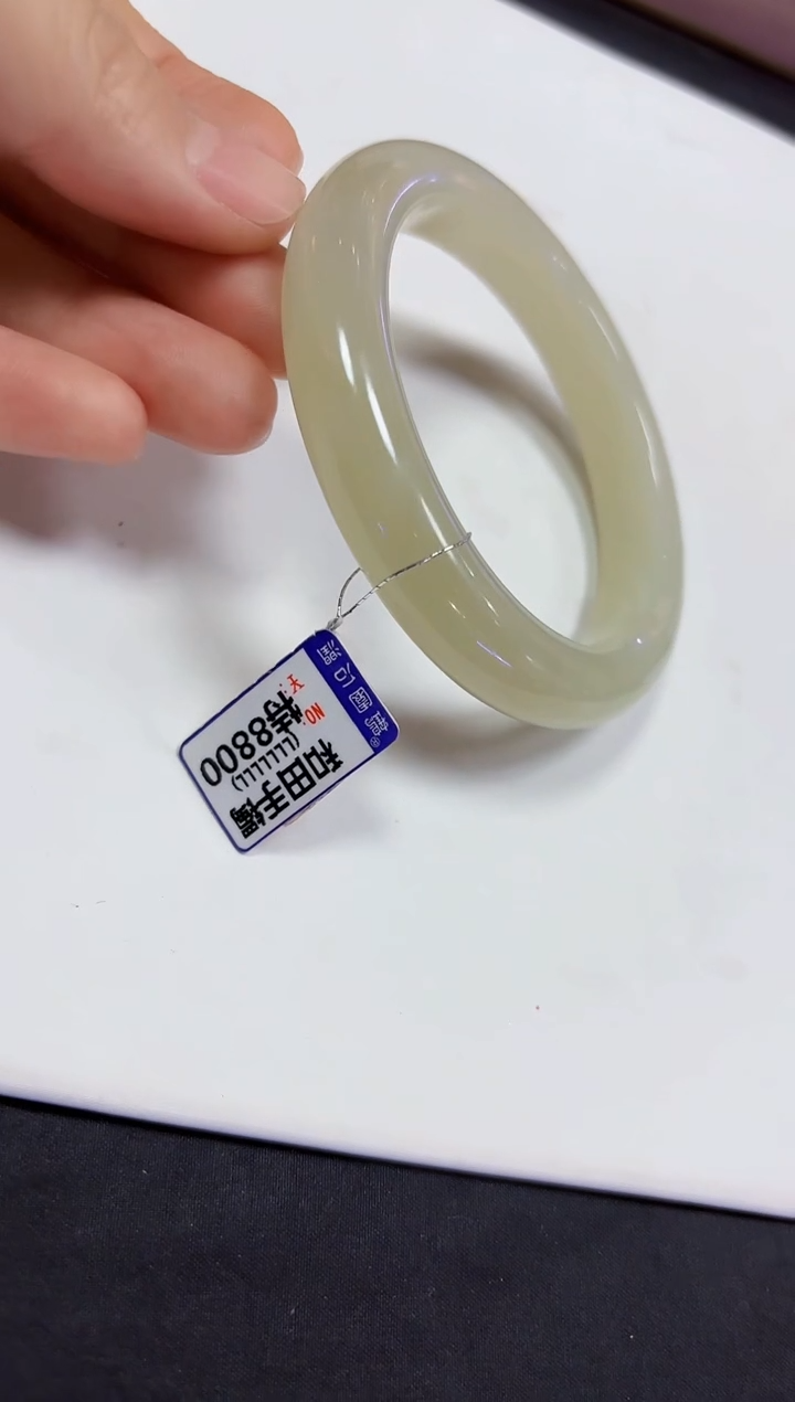 【闪购商品】和田玉手镯未镶嵌58.3