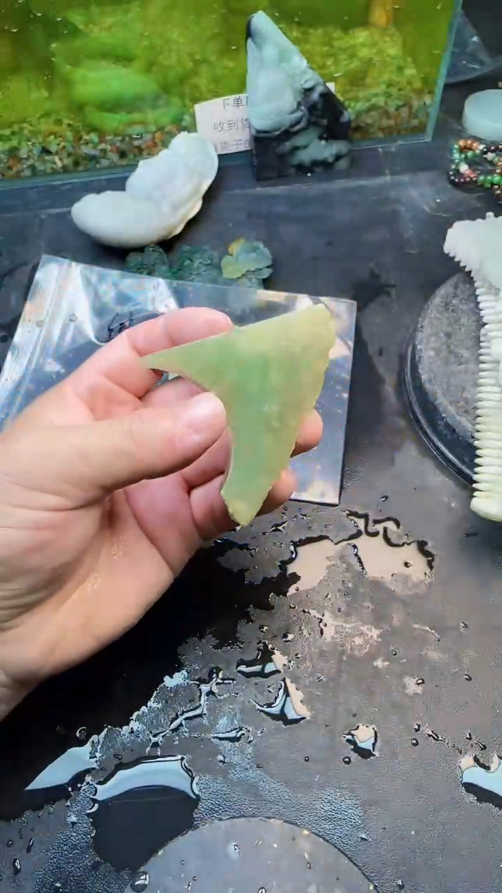 【闪购商品】翡翠颈饰未镶嵌116天然翡翠