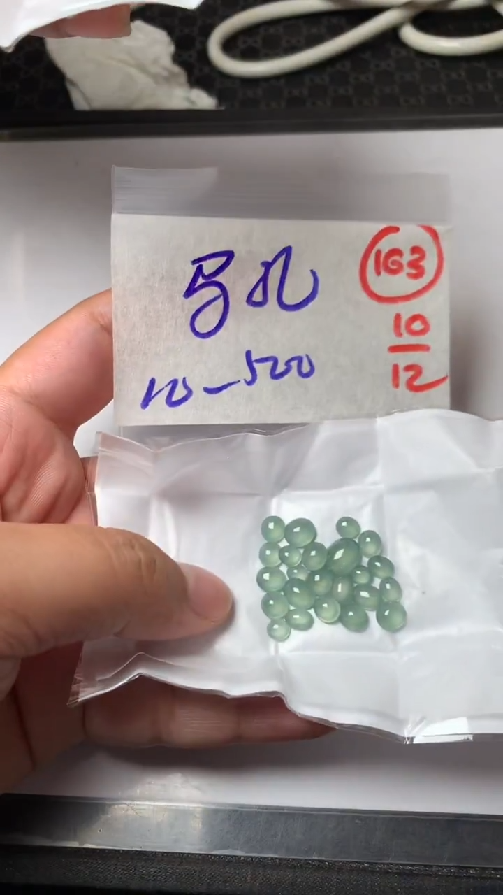 未镶嵌定制翡翠马****雨缅甸天然翡翠A货163