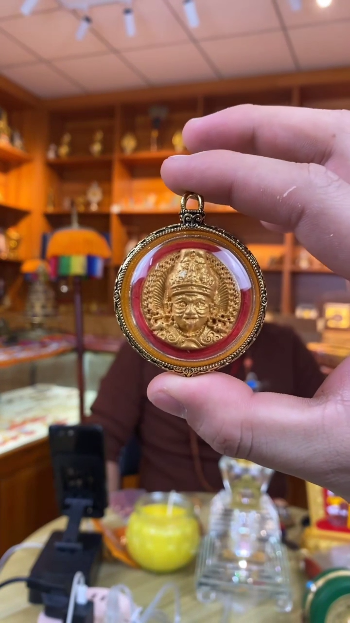 【闪购商品】装裱画扎基拉姆-与实物略有差异介意者勿拍