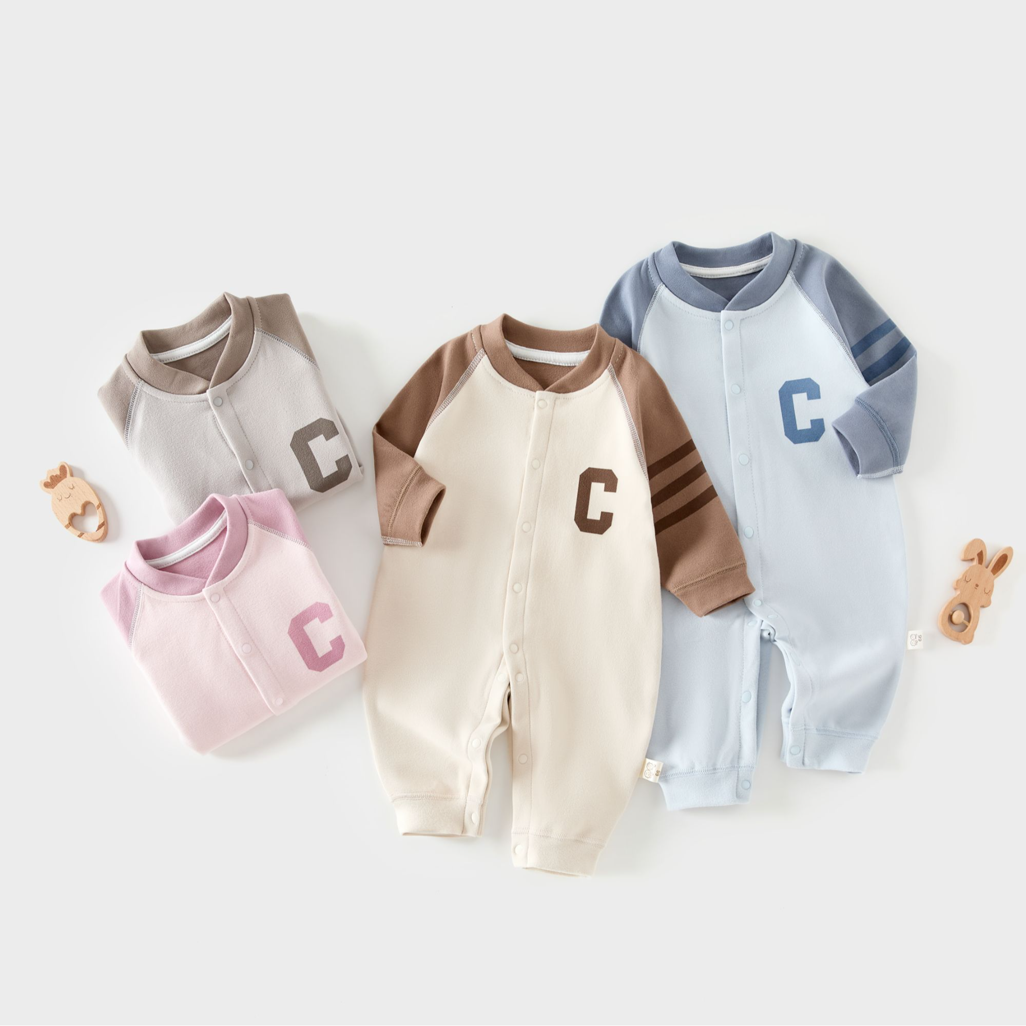 【新款】2025年新款秋冬保暖长袖字母C连体哈衣