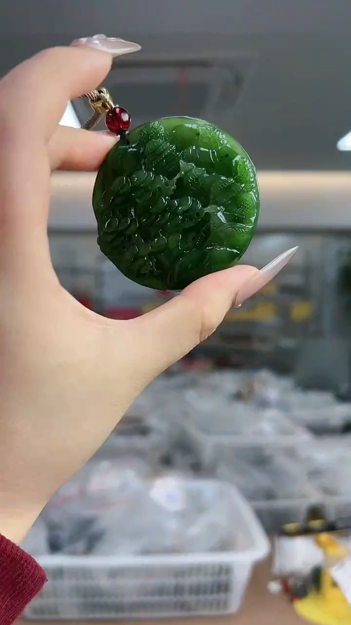 【闪购商品】和田玉山水未镶嵌吊坠