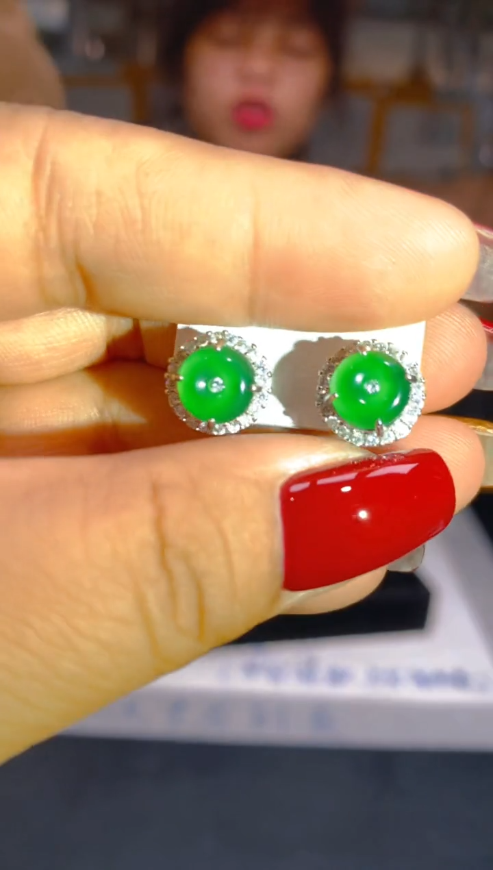 【闪购商品】定制翡翠未镶嵌46定制翡翠-多样性发货（发其一）