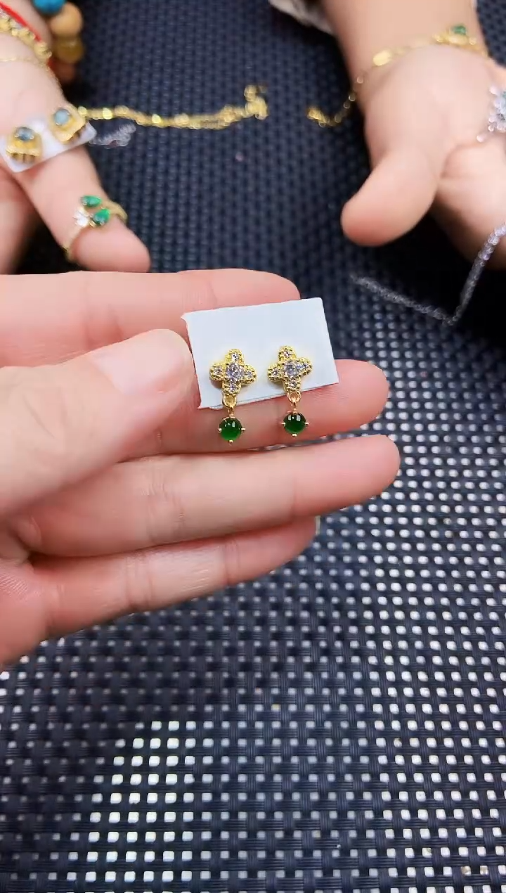 【闪购商品】翡翠耳饰未镶嵌111111111