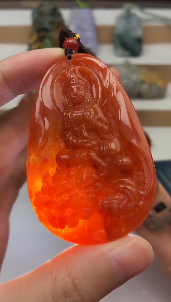 颈饰未镶嵌翡翠牌子