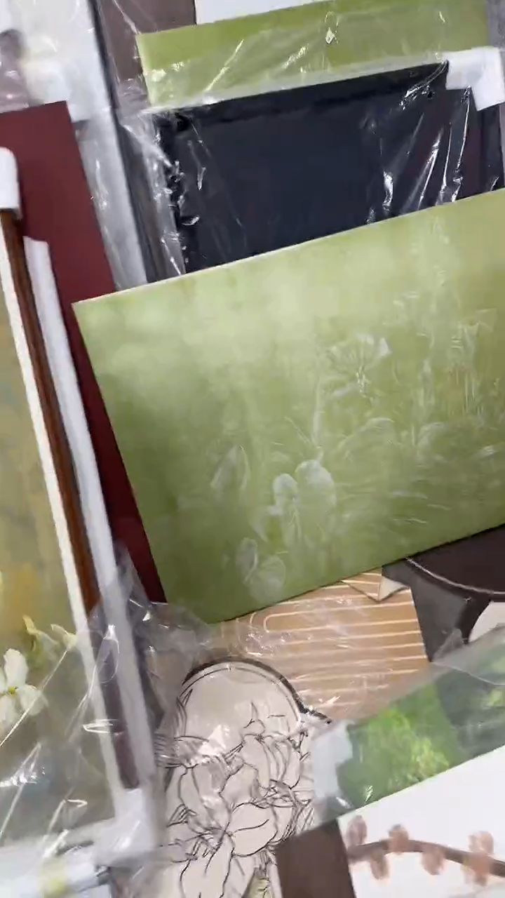  仓库清仓画       默认瑕疵