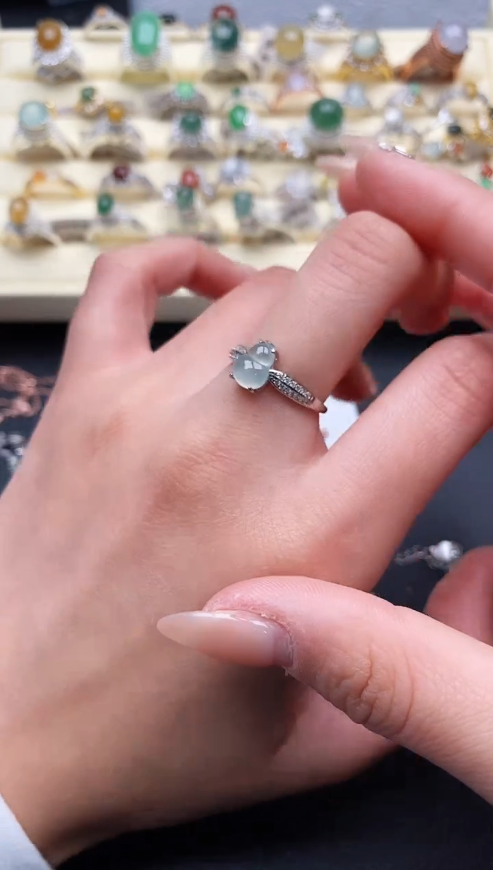 【闪购商品】翡翠戒指银S925镶嵌2222222+10