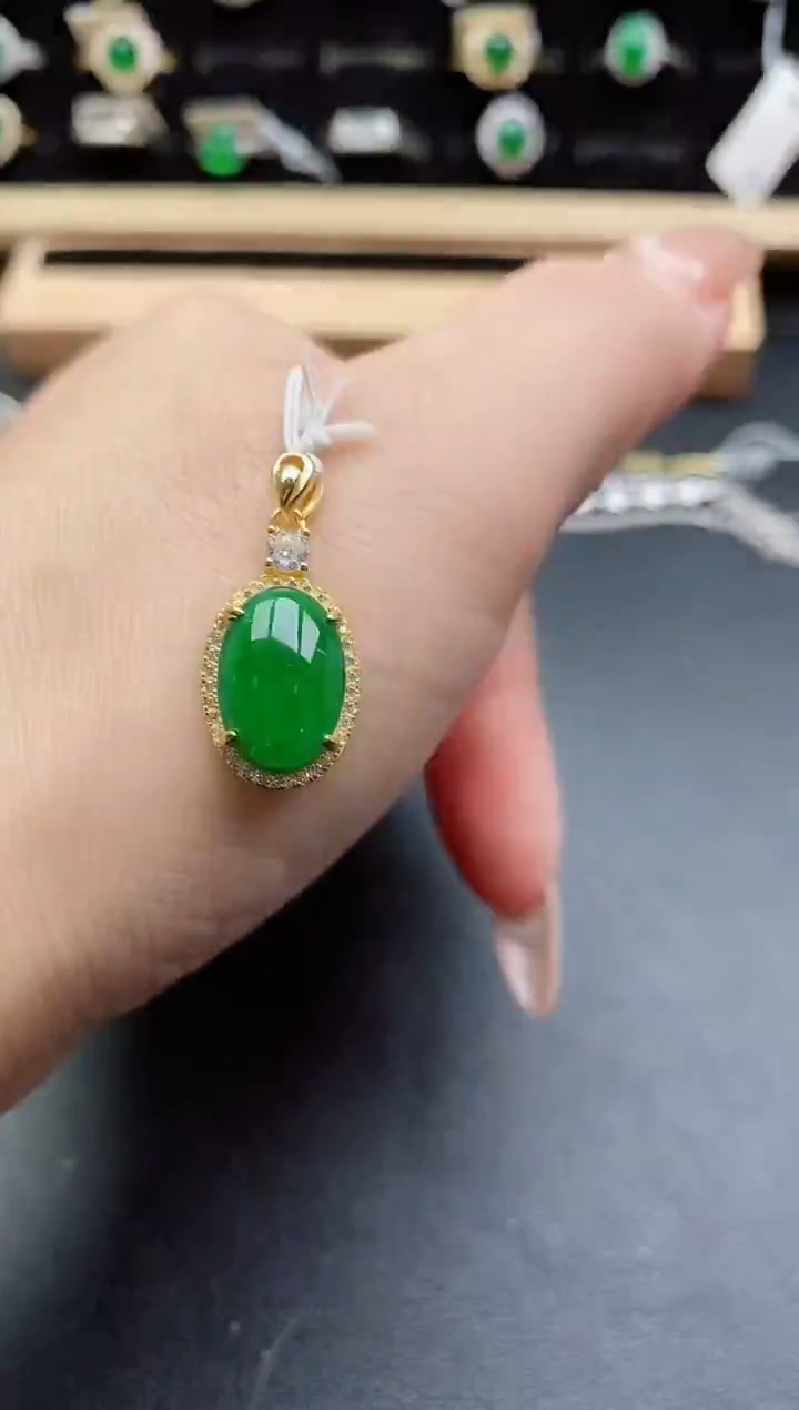吊坠(赠链)银S925镶嵌翡翠1