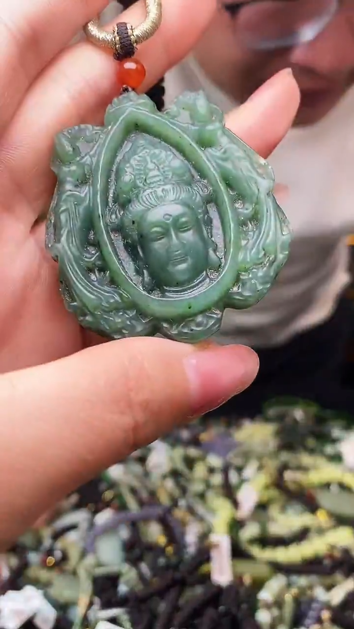 颈饰未镶嵌和田玉多样性发货，拍一发一