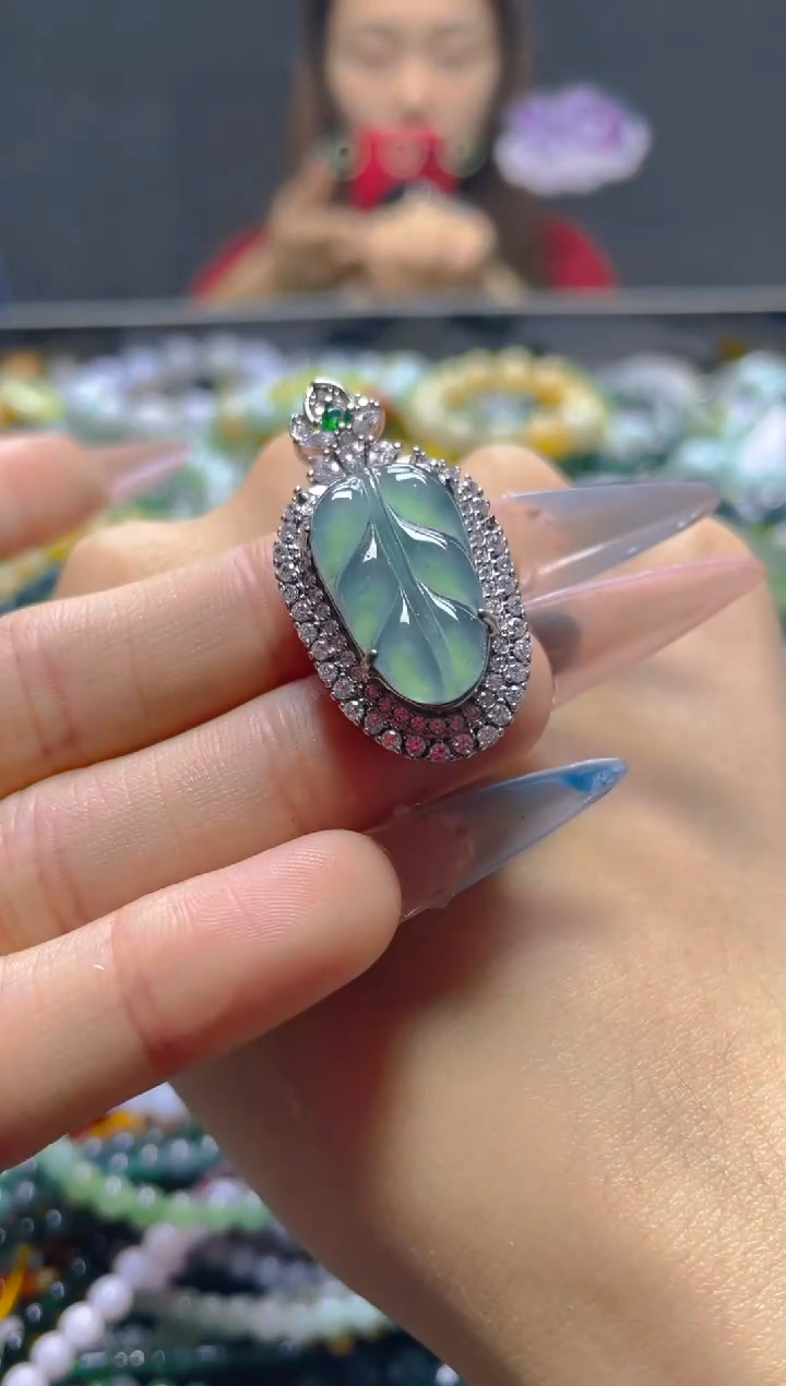 颈饰未镶嵌翡翠/S/翡翠A货，一件也是批发价